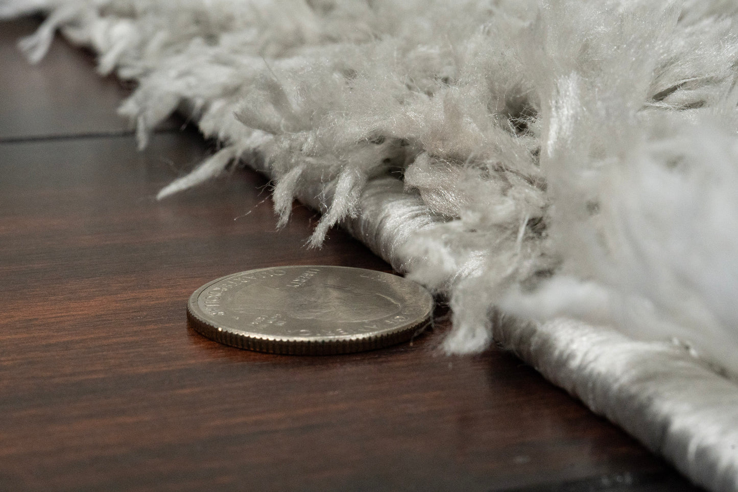 Nordic 7431-900 Silver/White Area Rug