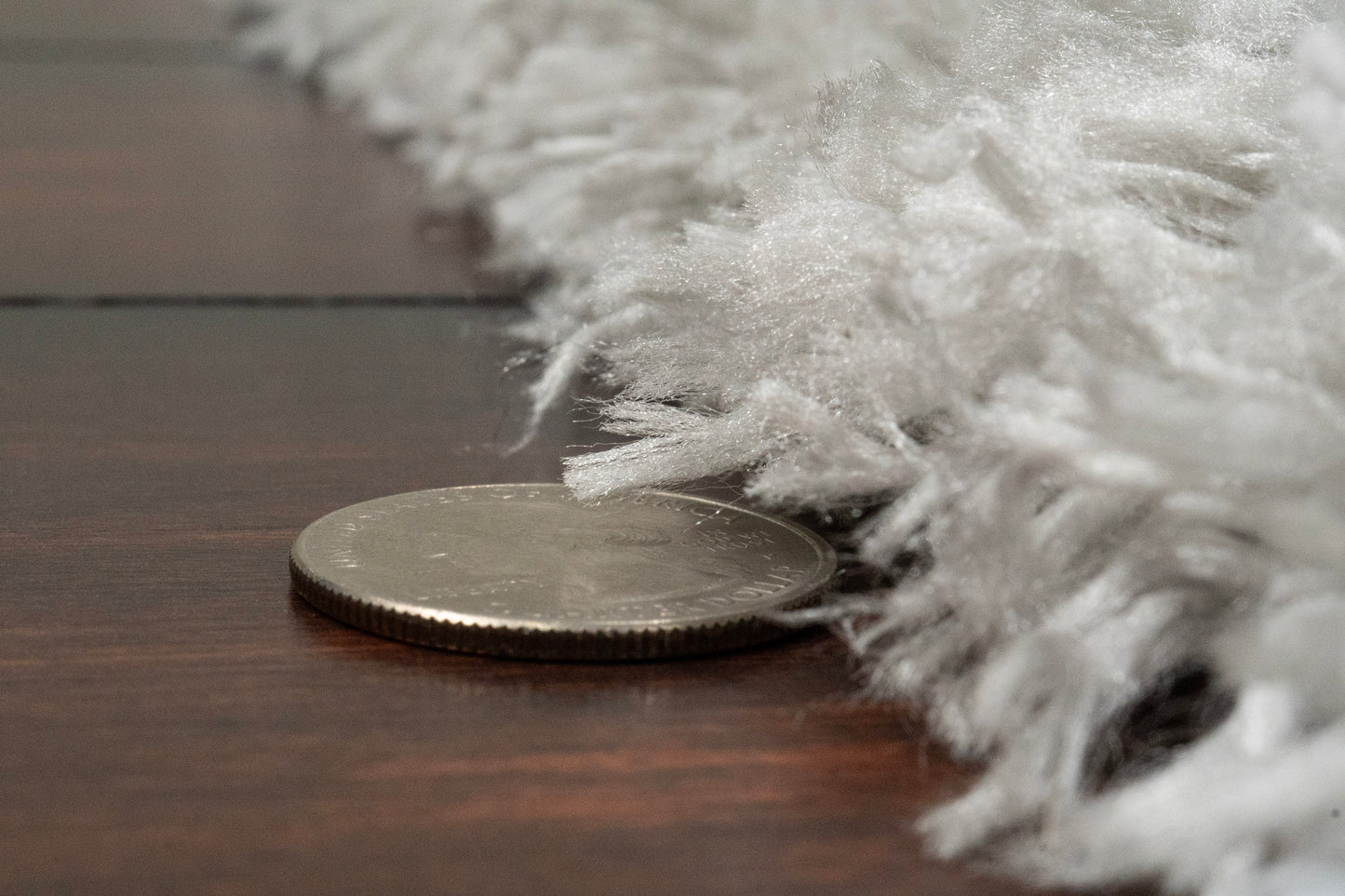 Nordic 7432-900 Silver/White Area Rug