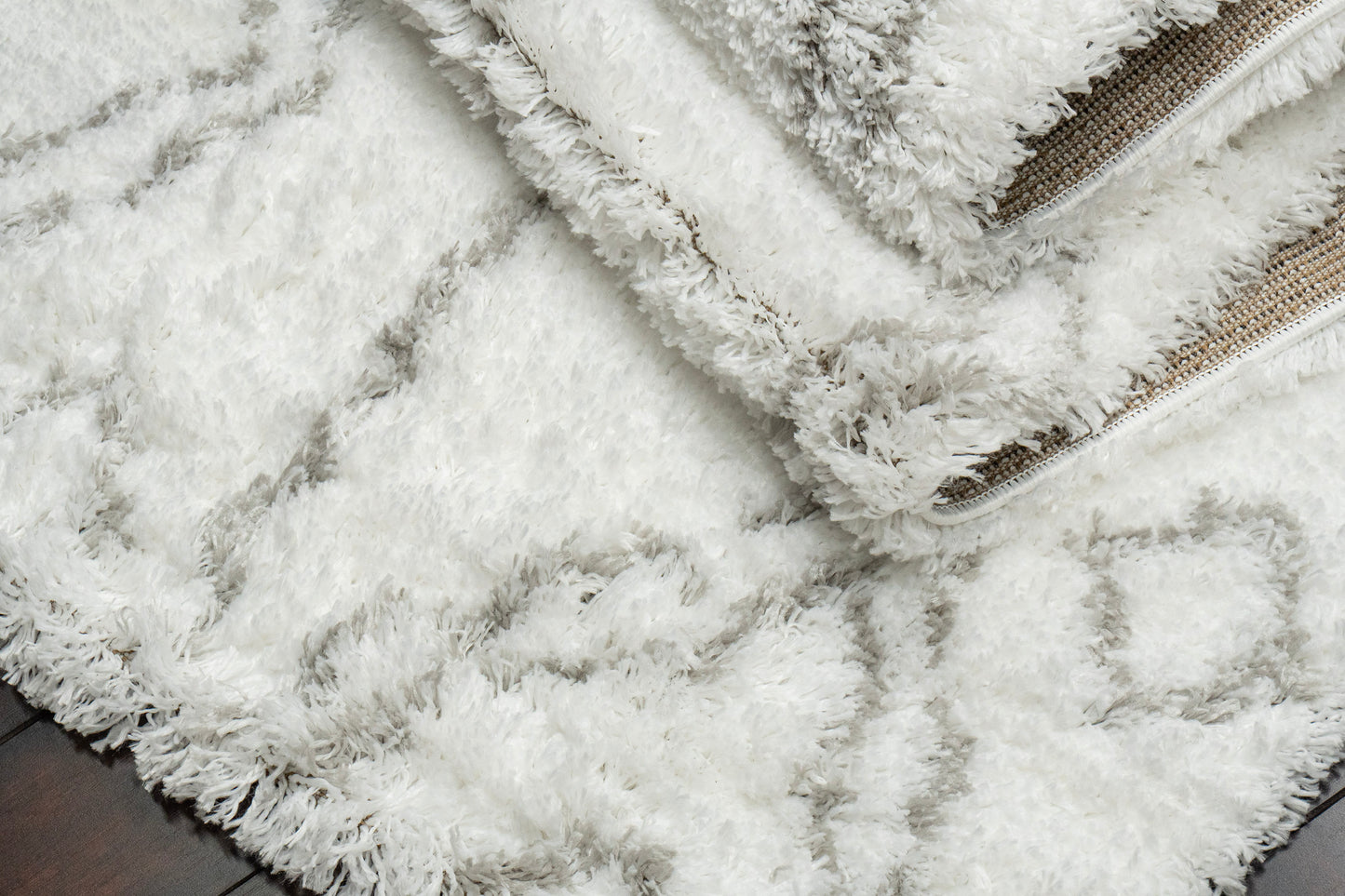 Nordic 7434-100 Grey/White Area Rug