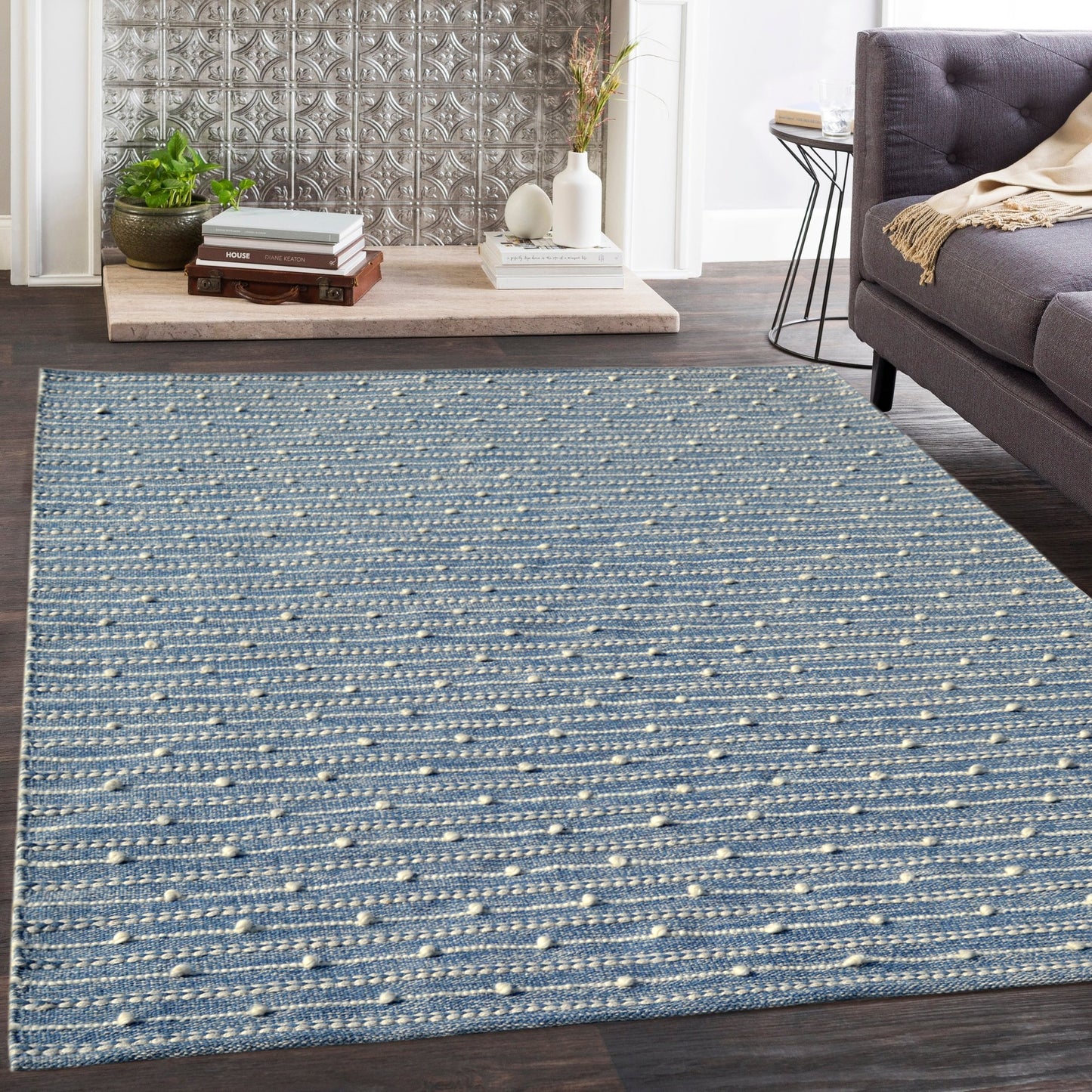 Oak 8373-501 Ivory/Blue Area Rug