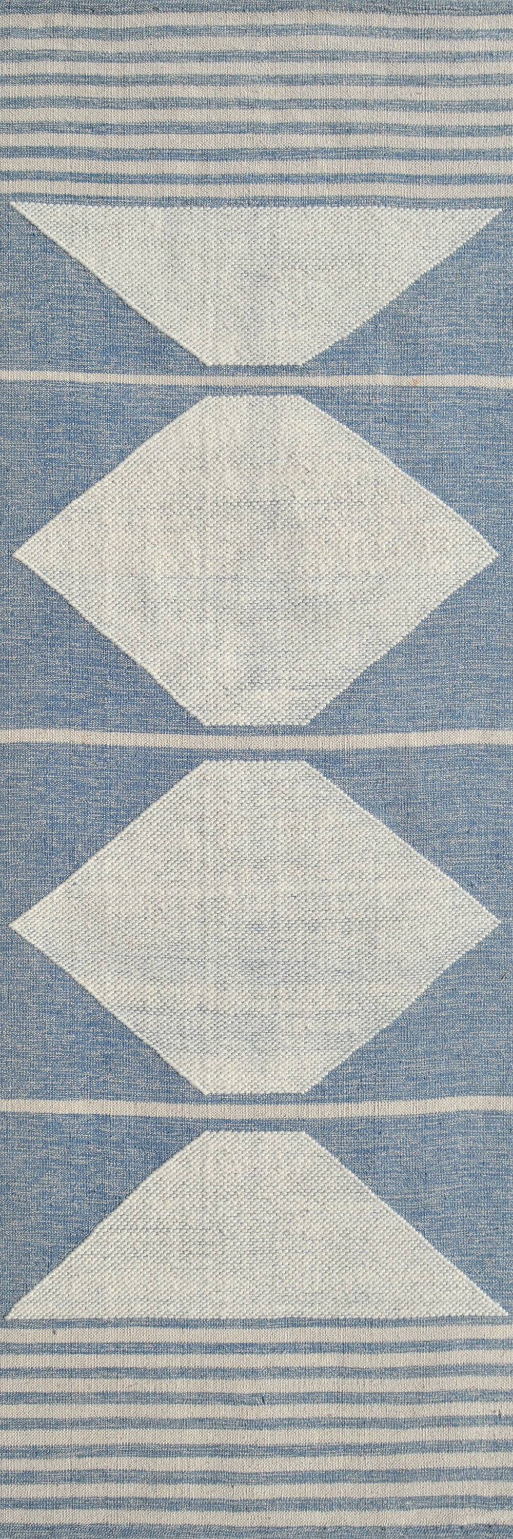 Oak 8374-501 Ivory/Blue Area Rug