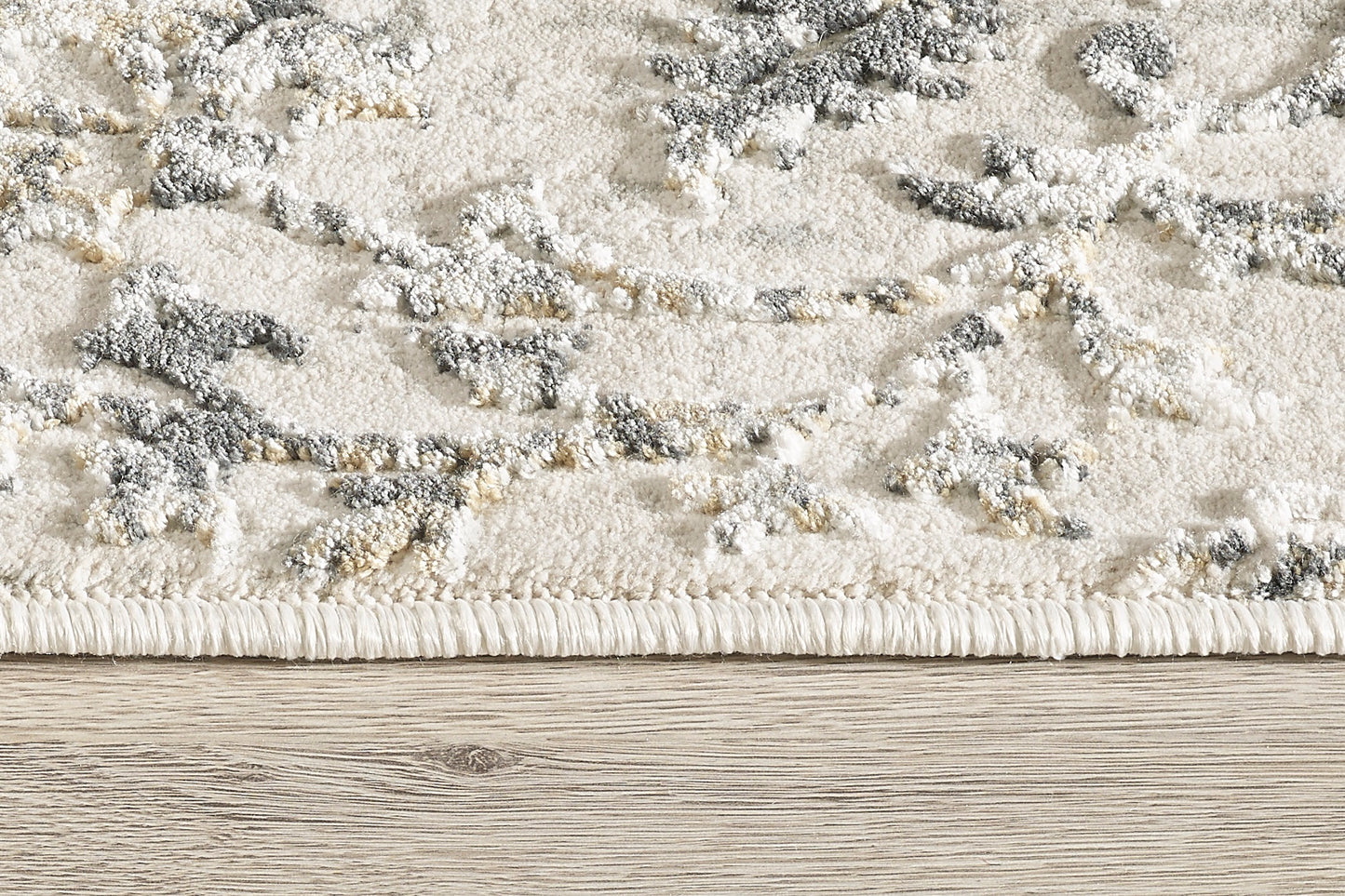 Quartz 27030-180 Beige Area Rug