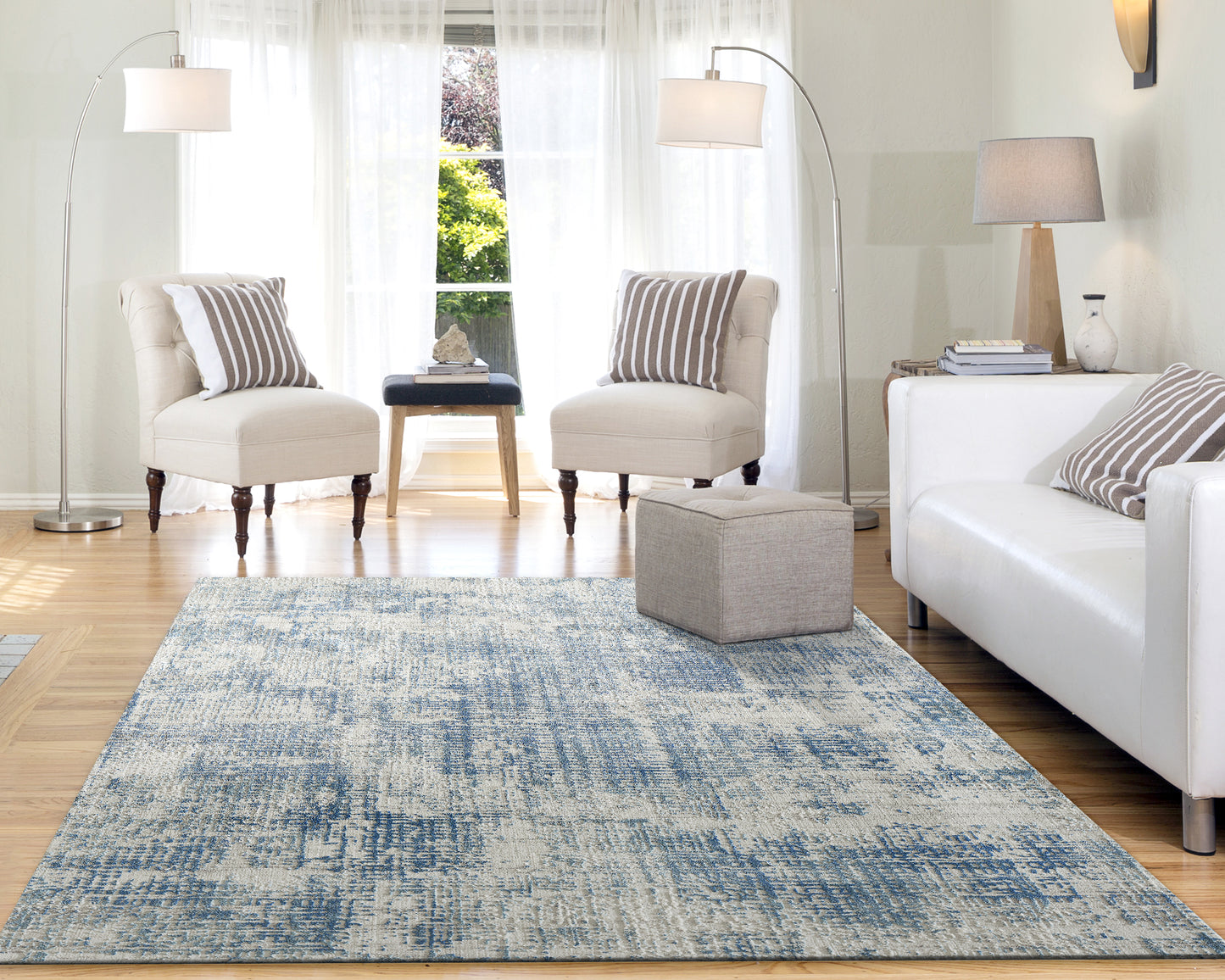 Quartz 27035-150 Blue Area Rug