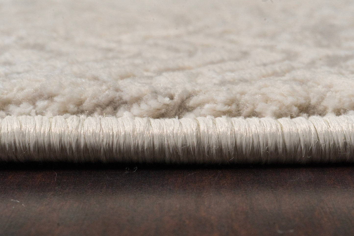 Quartz 27061-100 Ivory Area Rug