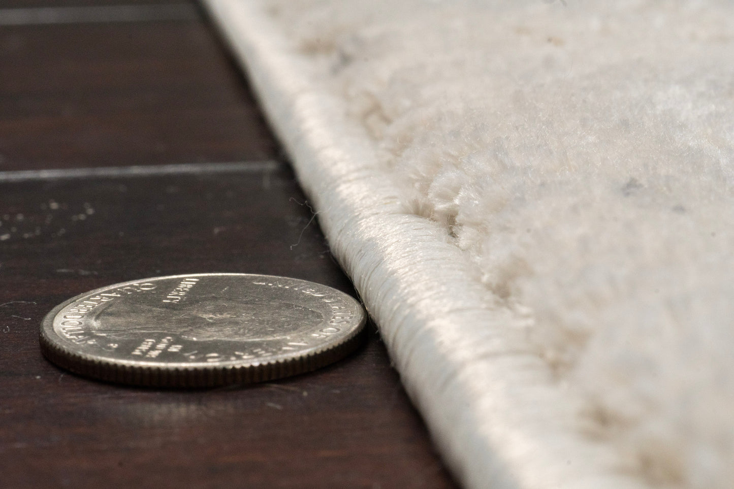 Quartz 27071-155 Ivory/Slate Area Rug