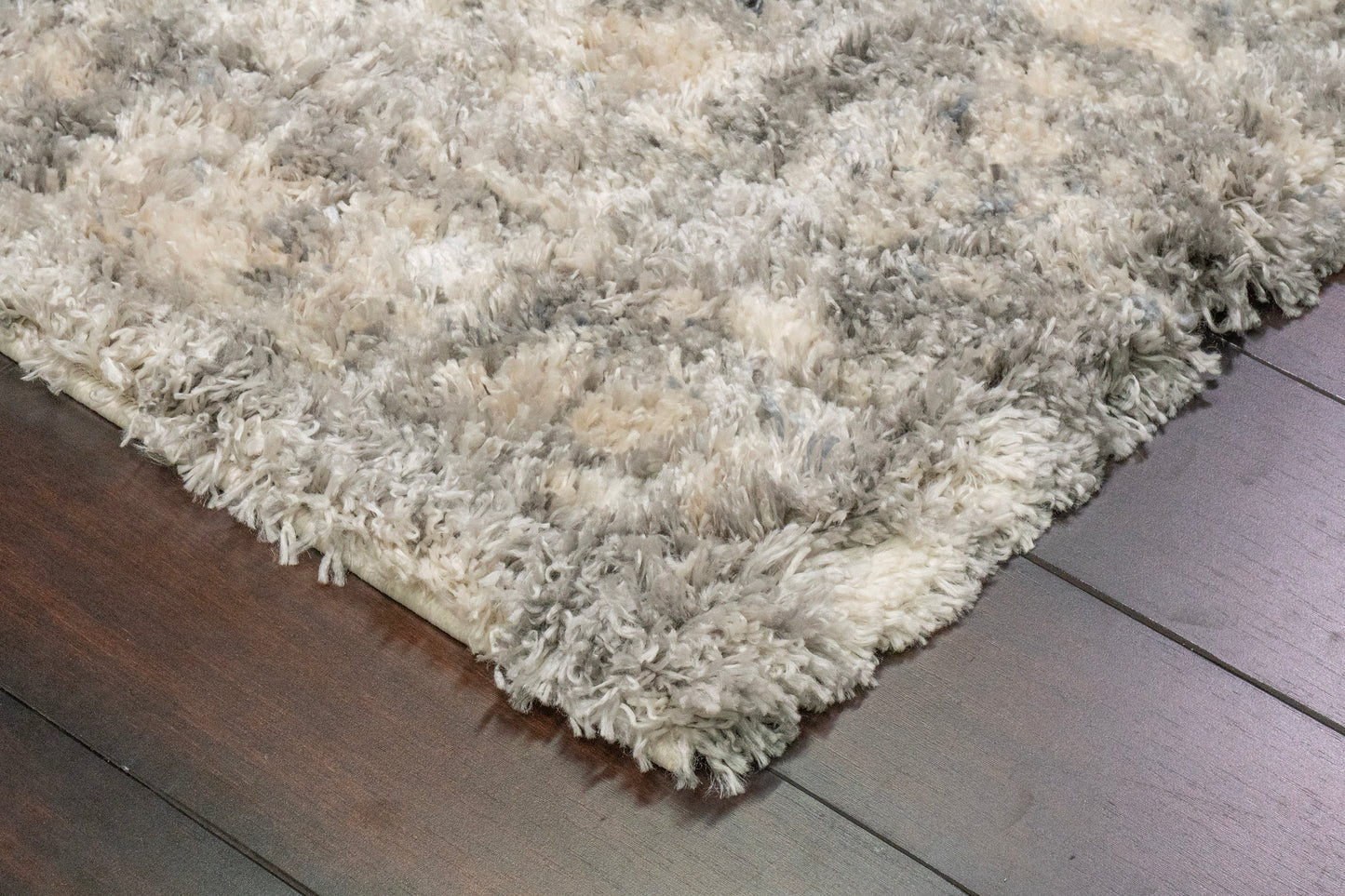Reverie 3542-190 Cream/Grey Area Rug