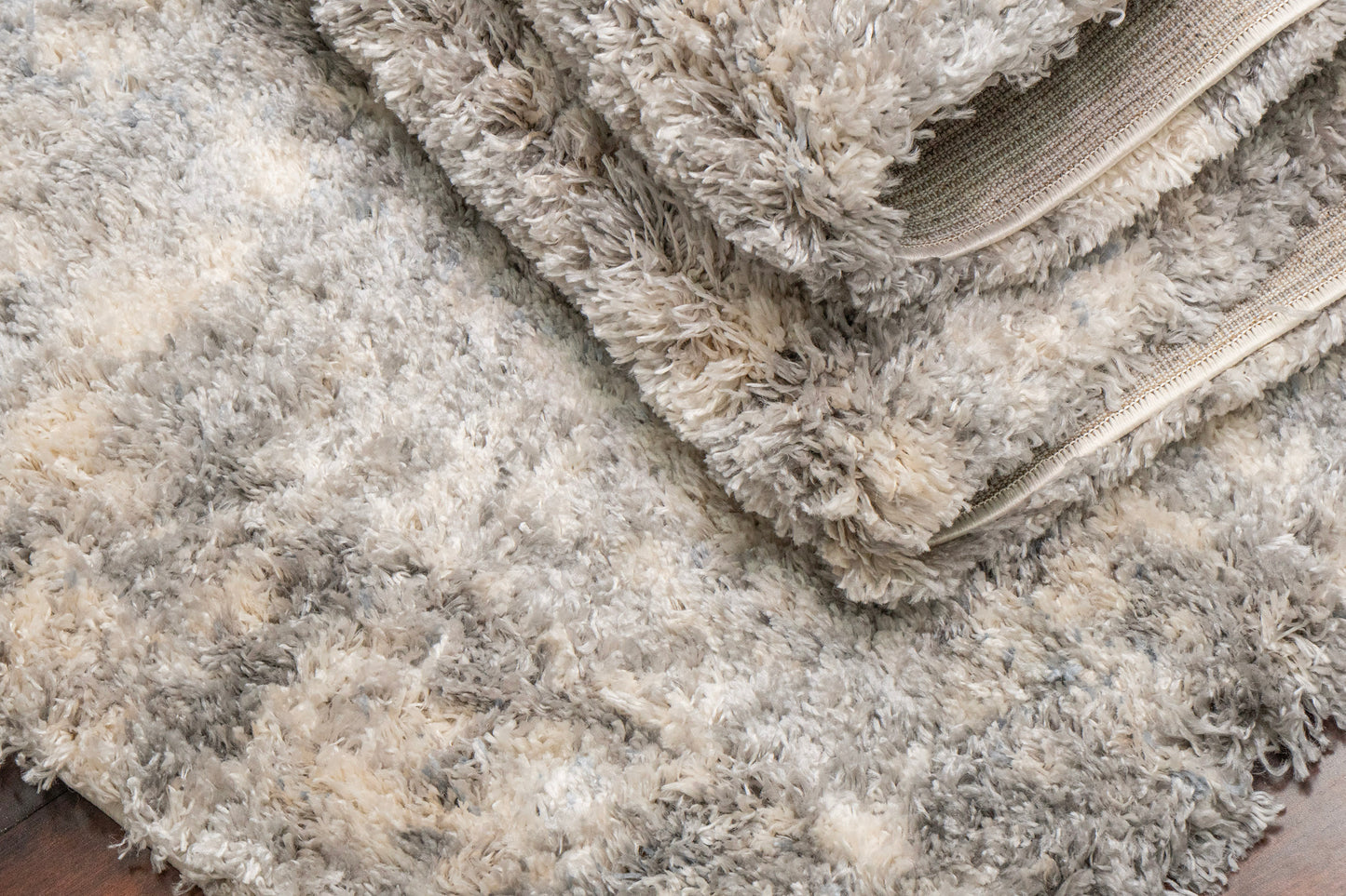 Reverie 3542-190 Cream/Grey Area Rug