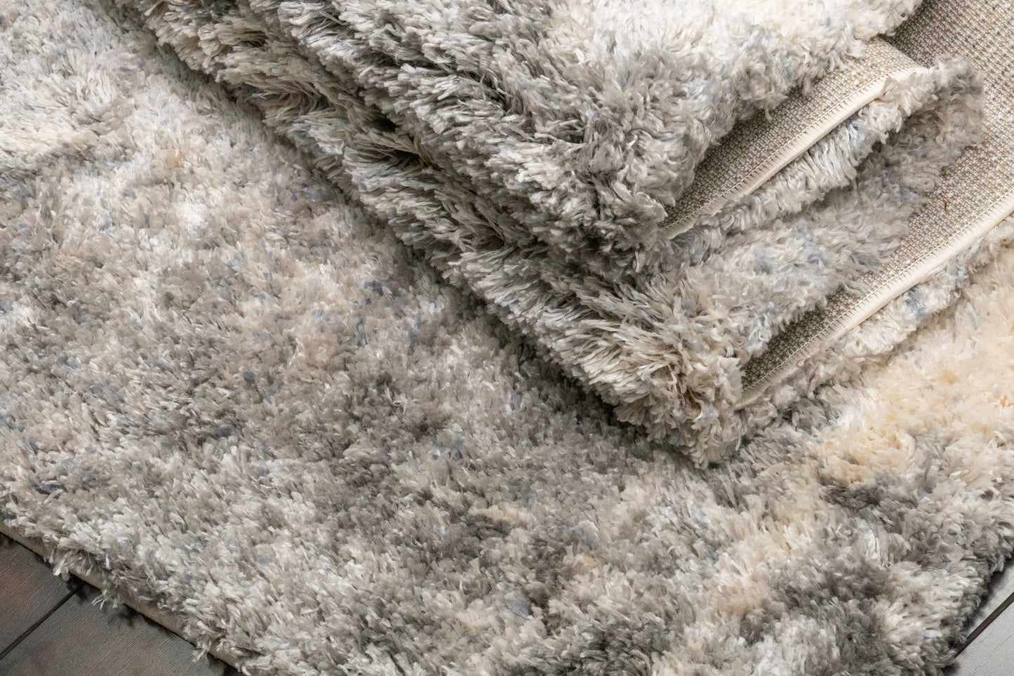 Reverie 3543-190 Cream/Grey Area Rug