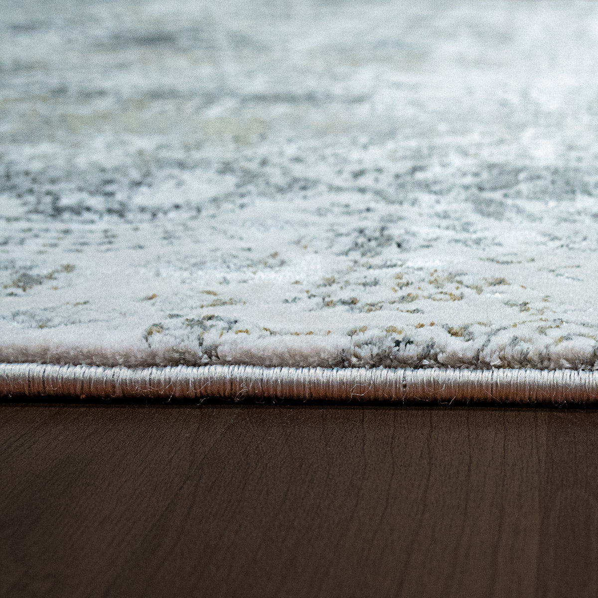 Ruby 2162-190 Ivory/Grey Area Rug