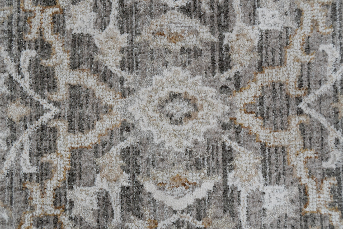 Saffron 16613-981 Grey/Beige/Ivory Area Rug
