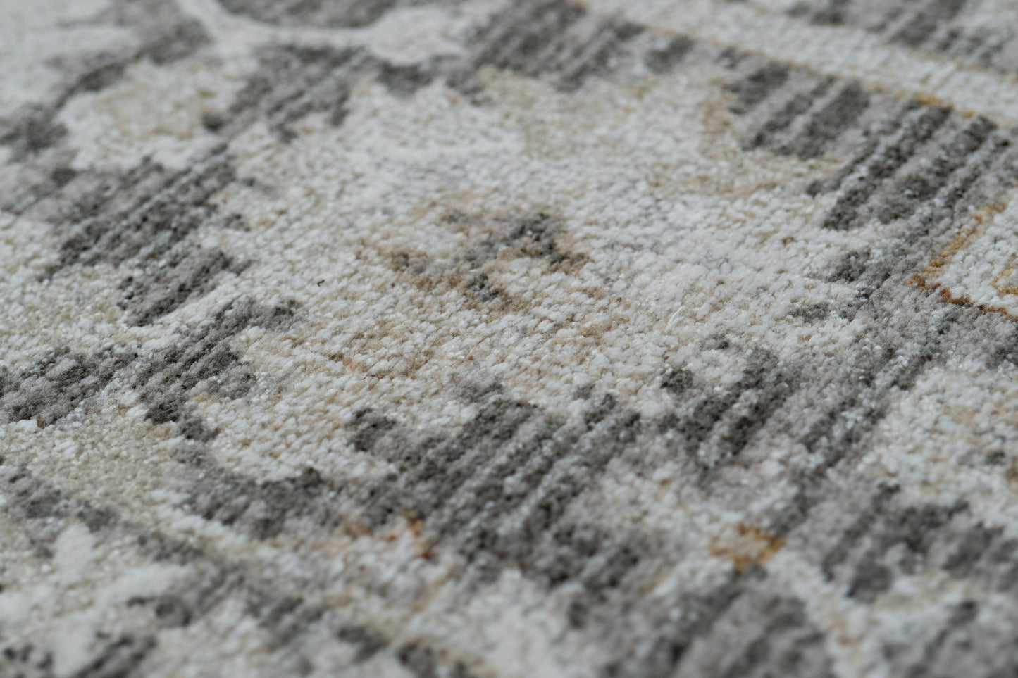 Saffron 16613-981 Grey/Beige/Ivory Area Rug
