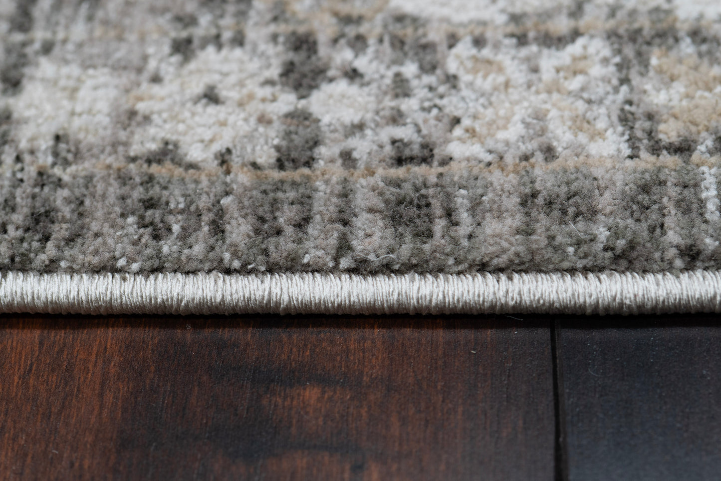 Saffron 16613-981 Grey/Beige/Ivory Area Rug