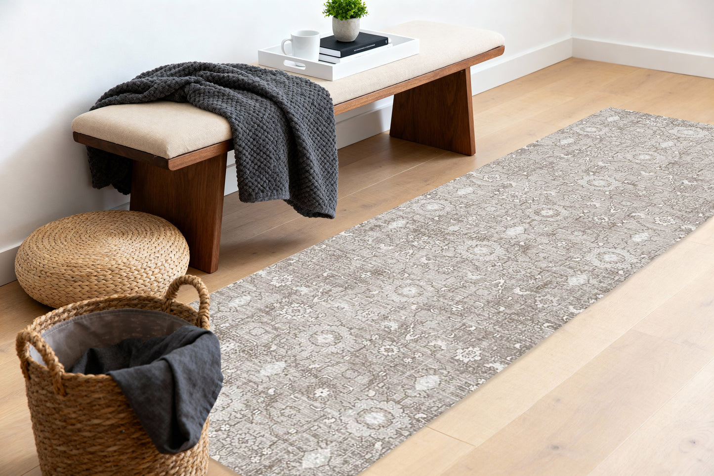Sequence 18501-818 Beige/White Area Rug