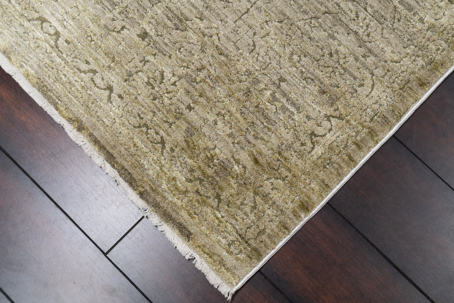 Sequence 18511-400 Green Area Rug