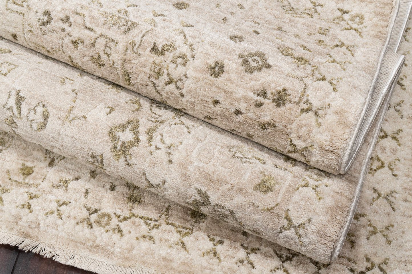 Sequence 18512-800 Beige Area Rug