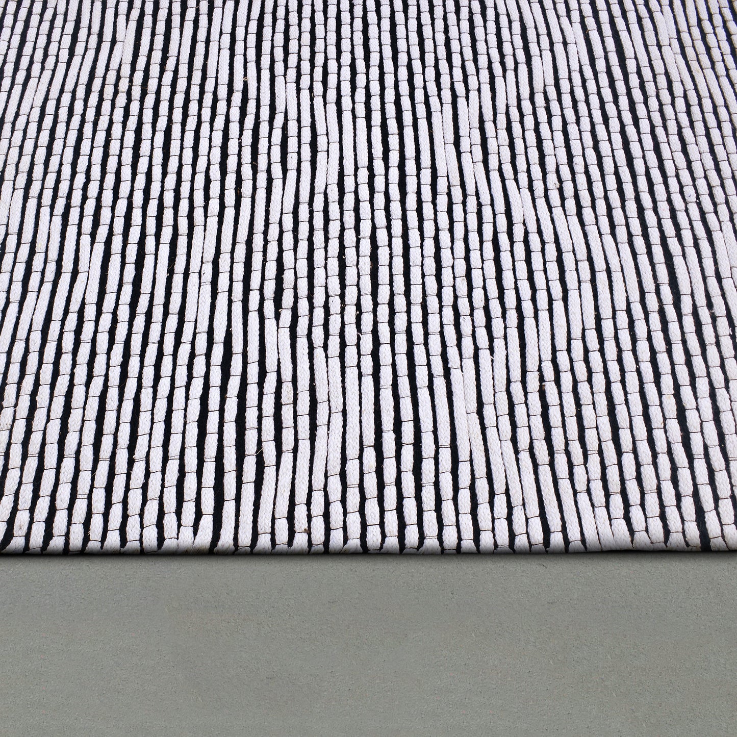 Soul 7403-190 Ivory/Charcoal Area Rug
