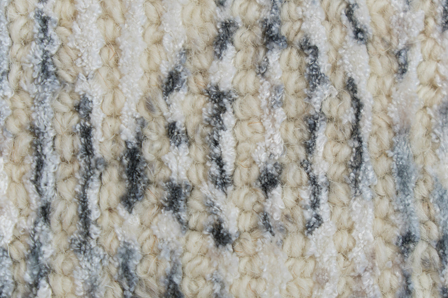 Stefano 15703-190 Ivory/Grey Area Rug