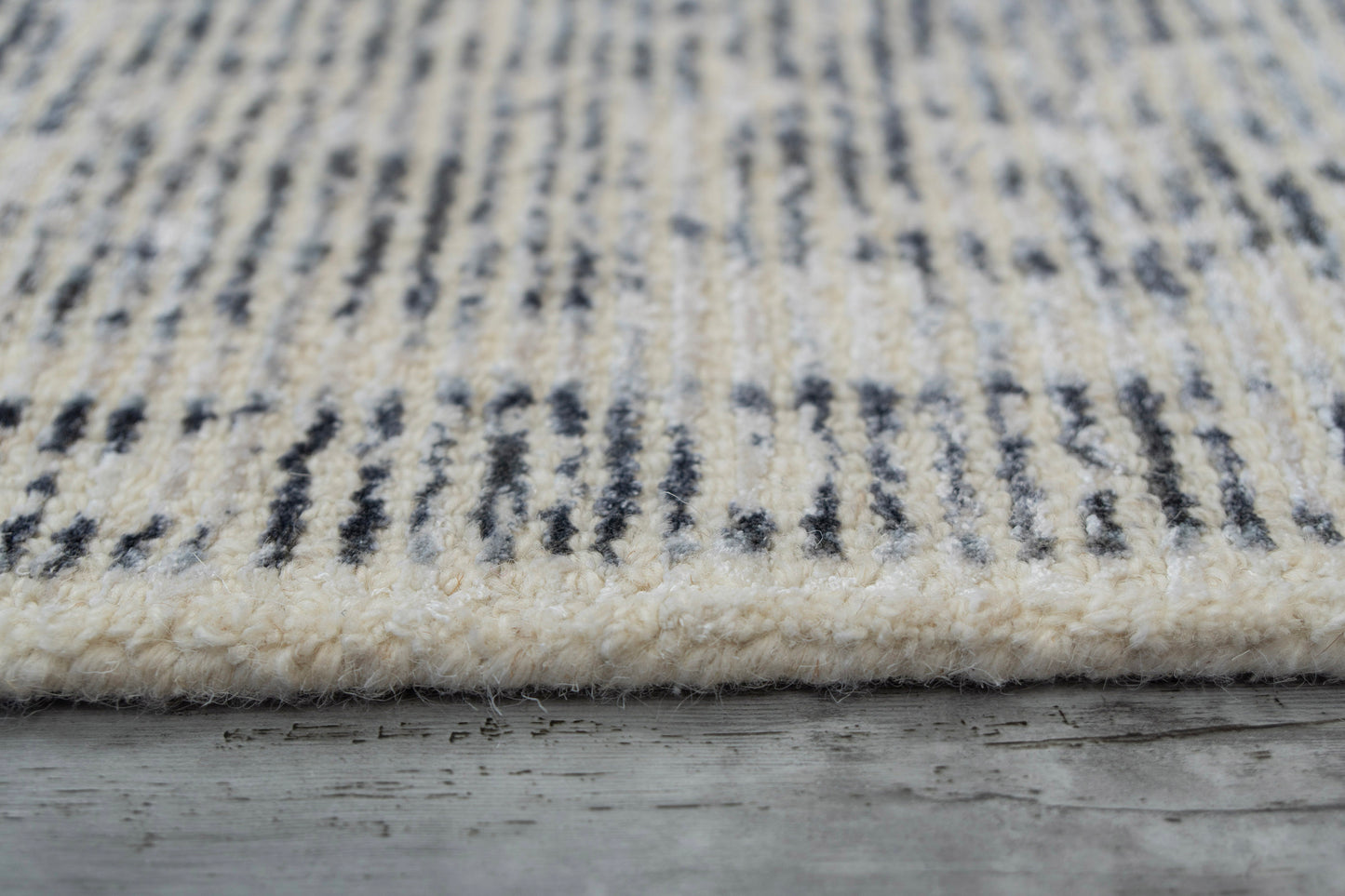 Stefano 15703-190 Ivory/Grey Area Rug