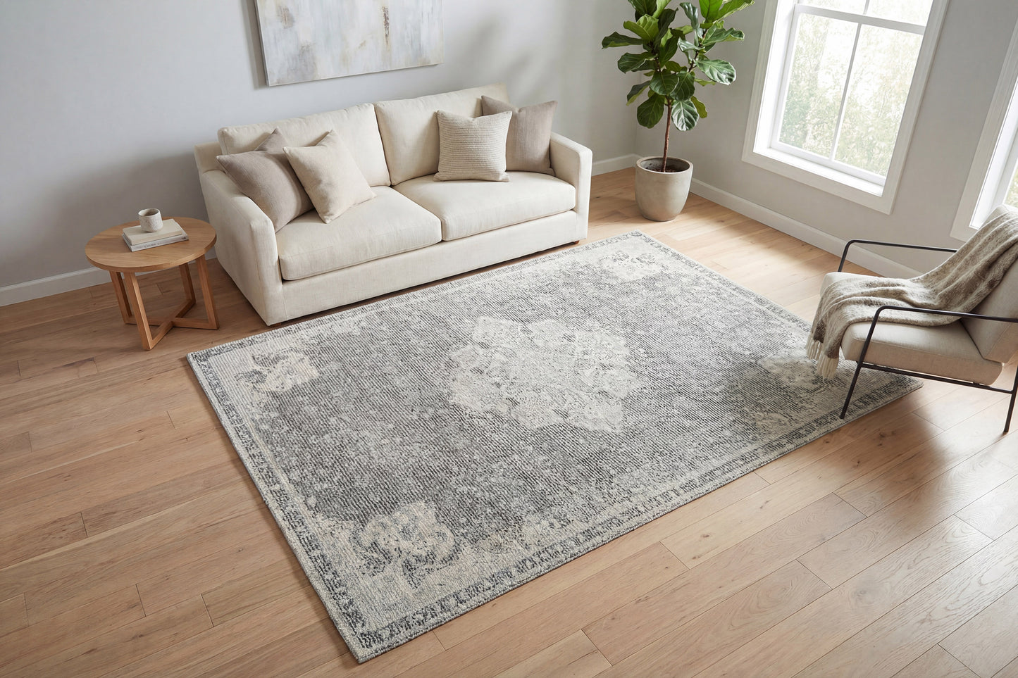 Stefano 15703-190 Ivory/Grey Area Rug