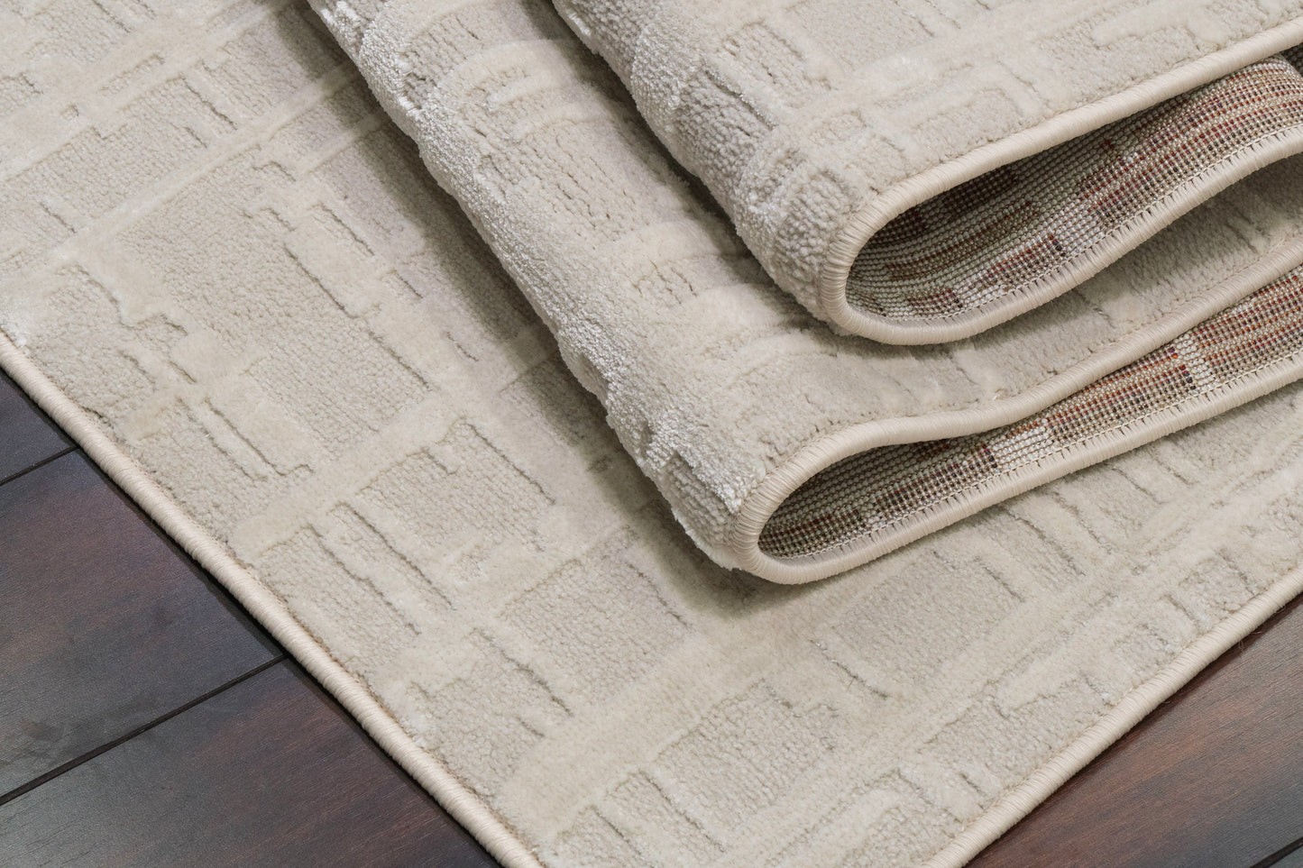 Timeless 6928-810 Beige/Ivory Area Rug