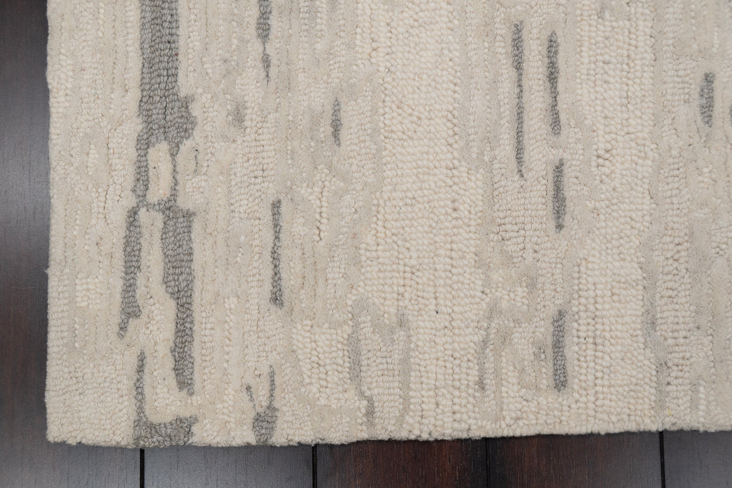 Trono 5480-191 Ivory/Silver Area Rug