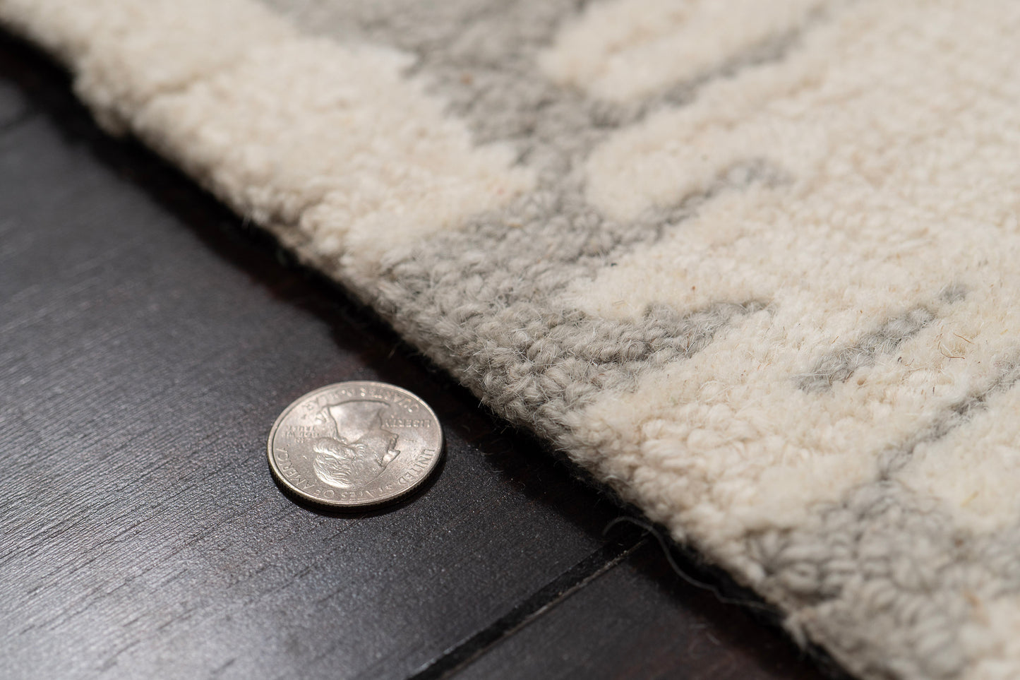 Trono 5480-191 Ivory/Silver Area Rug