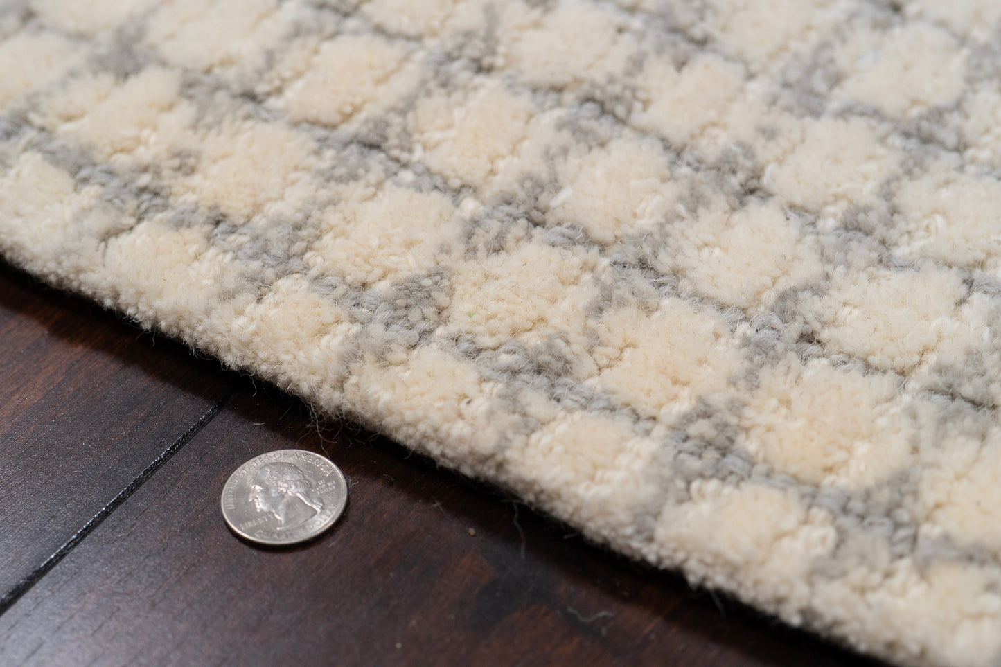 Trono 5481-191 Ivory/Silver Area Rug