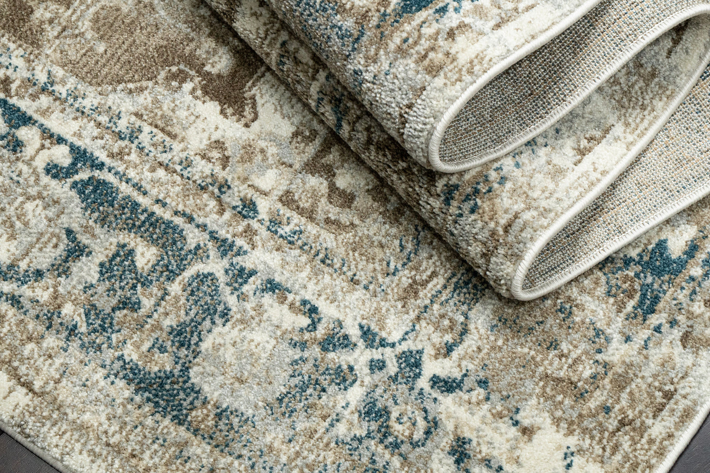 Venedik 17778-158 Cream/Navy/Beige Area Rug