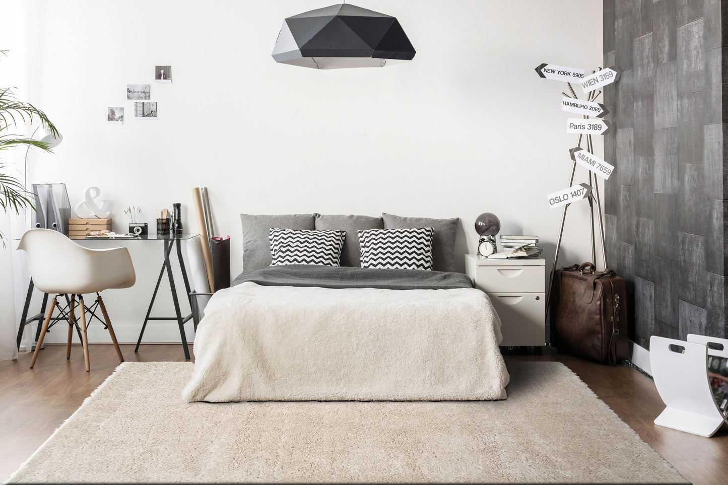 Venice 18400-800 Beige Area Rug