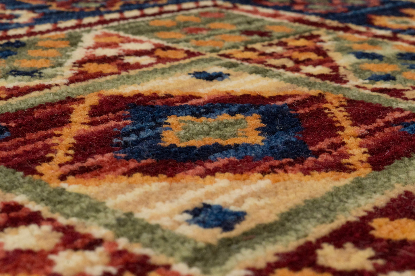 Wade 18604-399 Red/Multi Area Rug