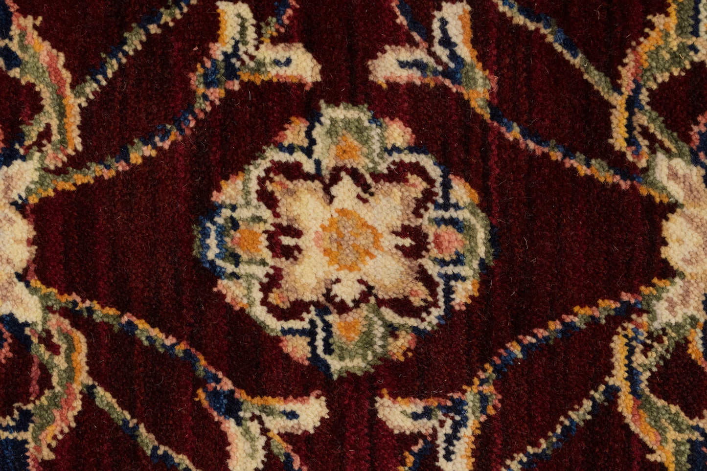Wade 18608-399 Red/Multi Area Rug