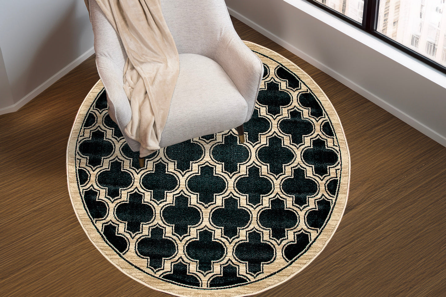 Yazd 2816-090 Black Area Rug