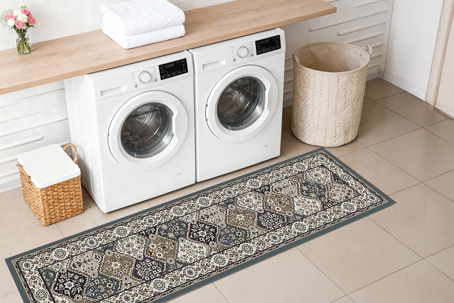 Yazd 8471-510 Blue/Ivory Area Rug