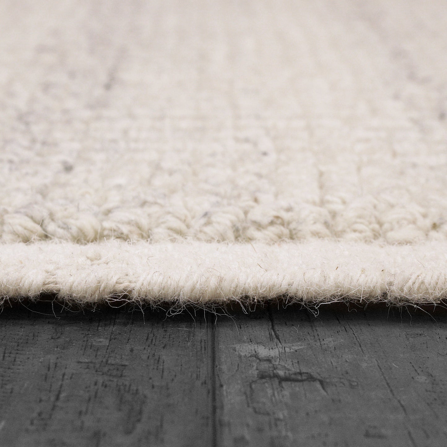 Ivy 6990-100 Ivory Area Rug