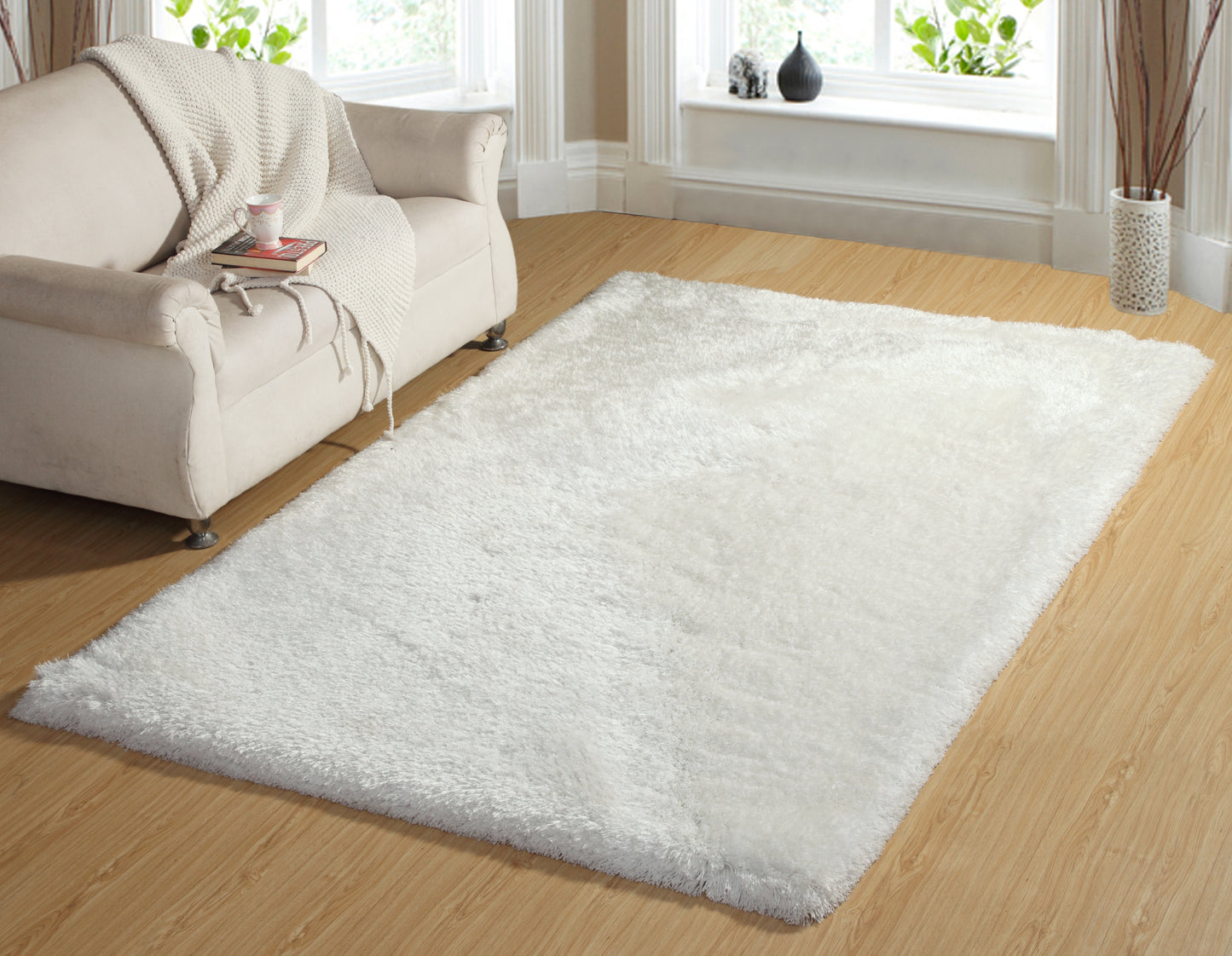 Luxe 4201-100 Ivory Area Rug